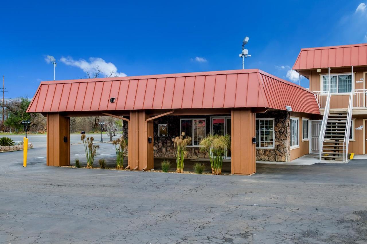 Americas Best Value Inn - Ukiah Exterior photo