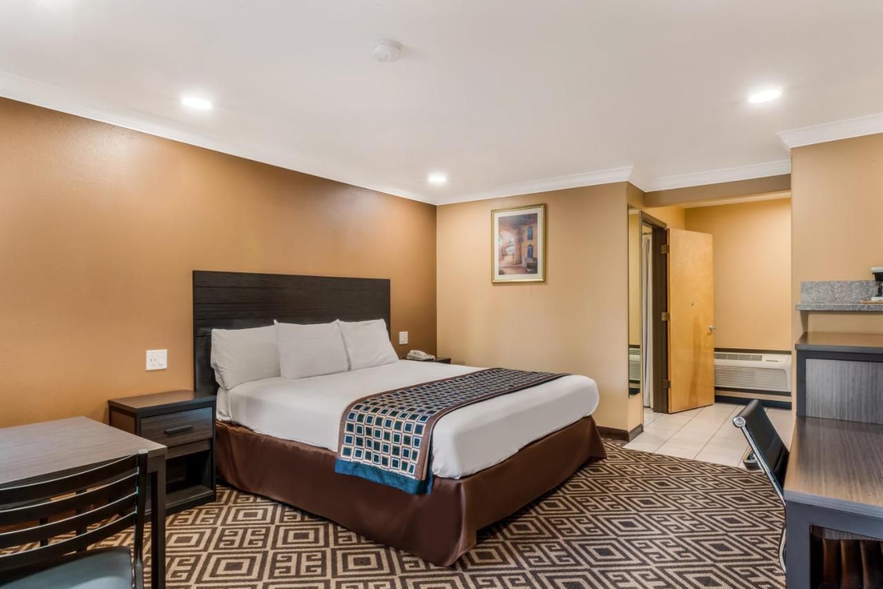 Americas Best Value Inn - Ukiah Exterior photo