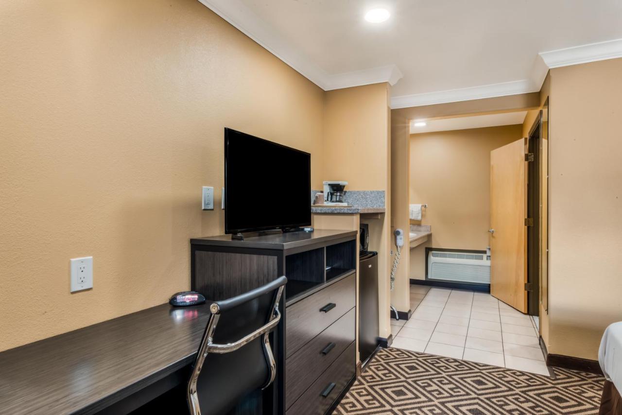Americas Best Value Inn - Ukiah Exterior photo