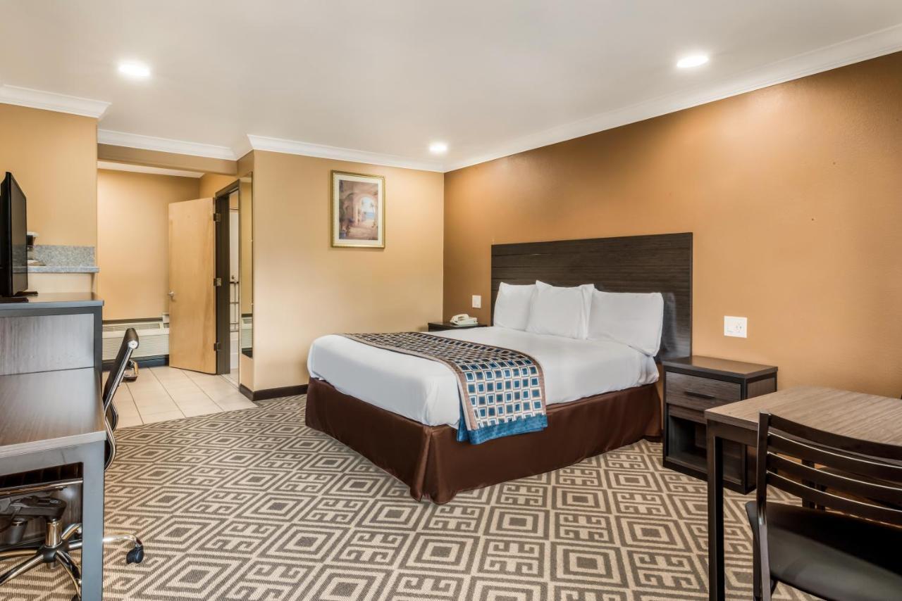 Americas Best Value Inn - Ukiah Exterior photo