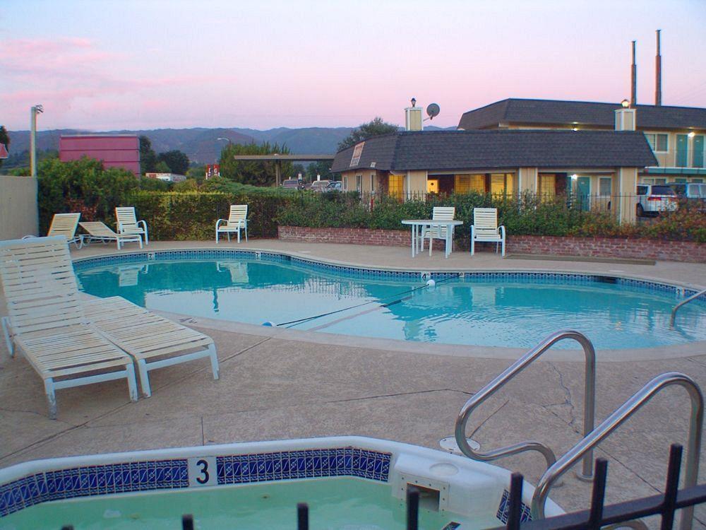 Americas Best Value Inn - Ukiah Exterior photo