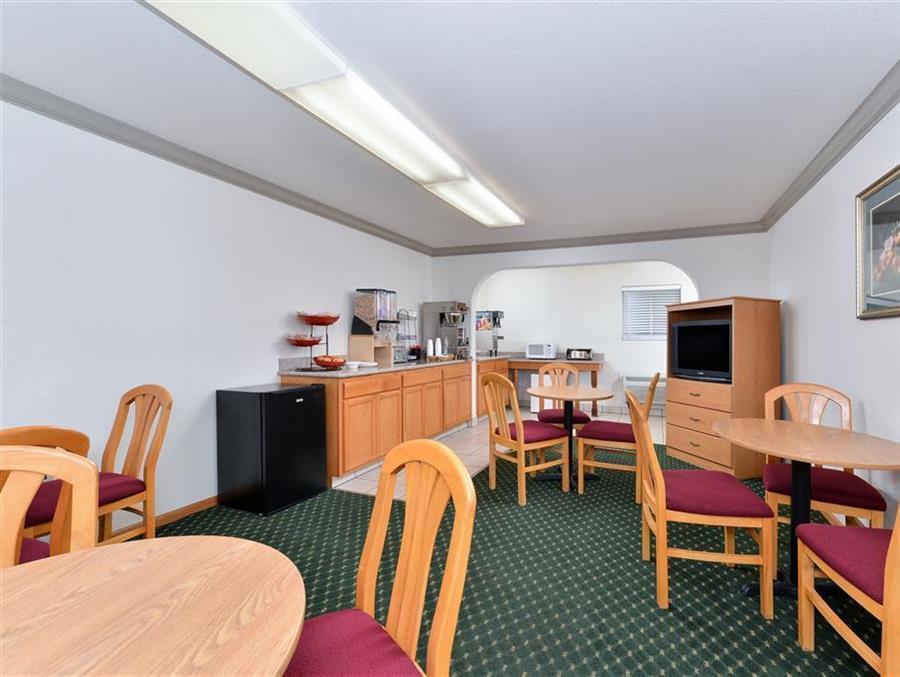 Americas Best Value Inn - Ukiah Exterior photo